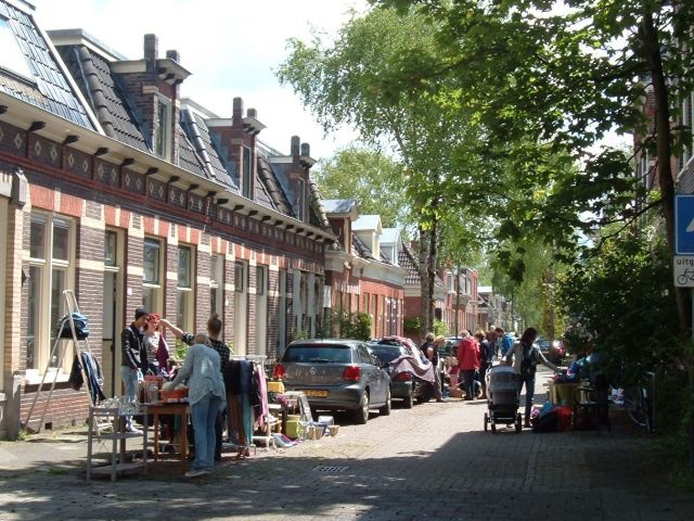 2015 05 30 Buurtrommelmarkt Selwerderstraat